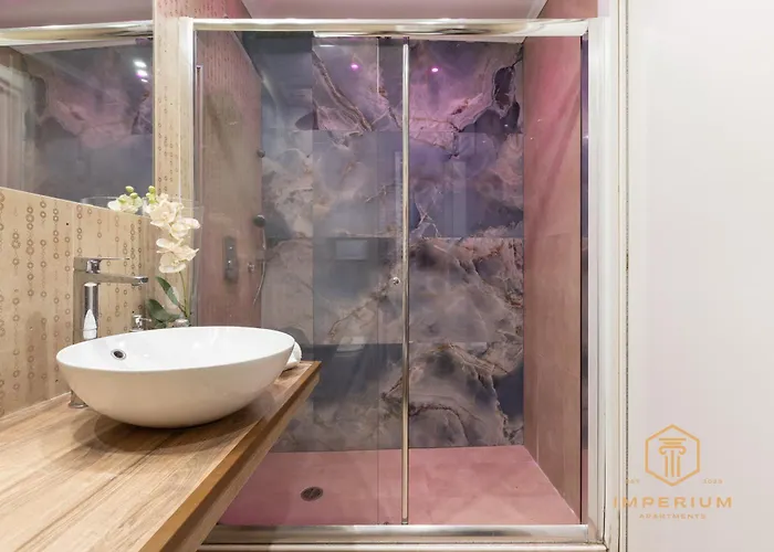 Teatro Pace Palace - Historic Center, Luxury Apartment, 3 Bdr, A-c Apartamento Roma