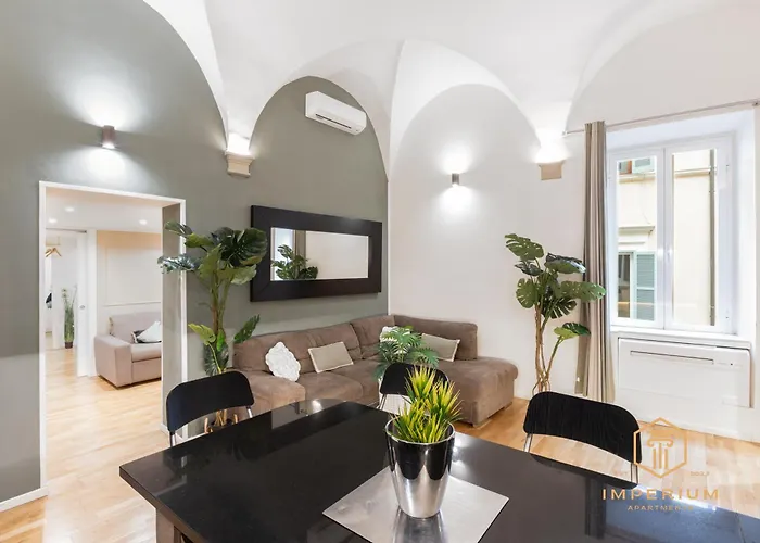 Apartment Teatro Pace Palace - Historic Center, Luxury Apartment, 3 Bdr, A-c *
