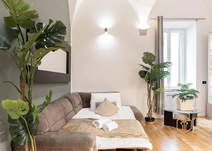 Teatro Pace Palace - Historic Center, Luxury Apartment, 3 Bdr, A-c * Rom